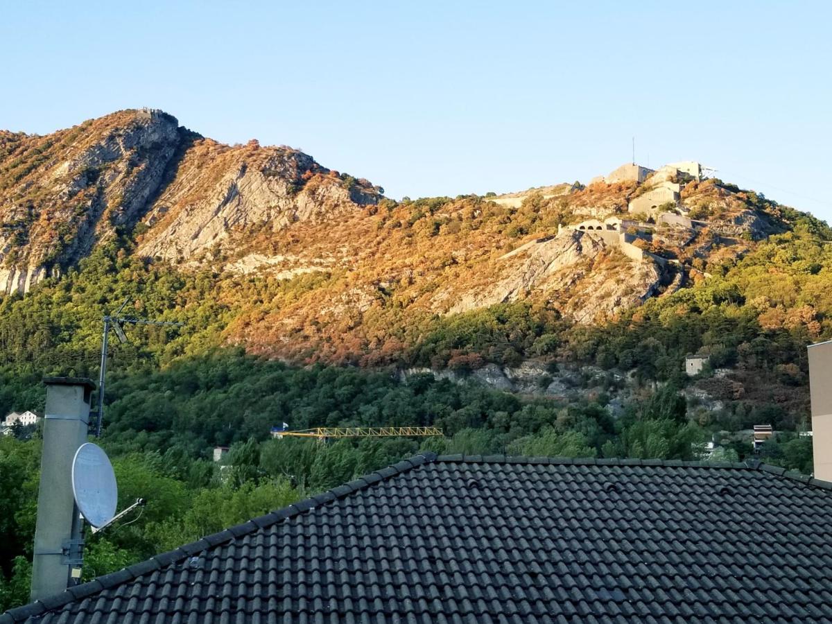 Jungle Studio Proche De La Gare Grenoble Ngoại thất bức ảnh